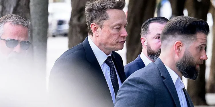 Musk tells jury people read too much into his posts
