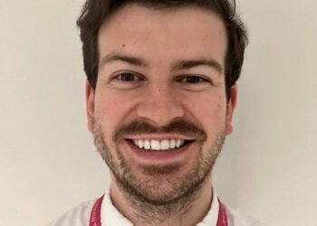 Neurosurgeon NHS Lawsuit 2026 Faulty Lift Accident