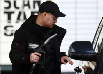 Oil Price Surge 2026: Brent Hits $115 as Asia Stocks Plummet