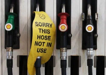 PM reassures Australians over fuel supply amid panic buying crisis