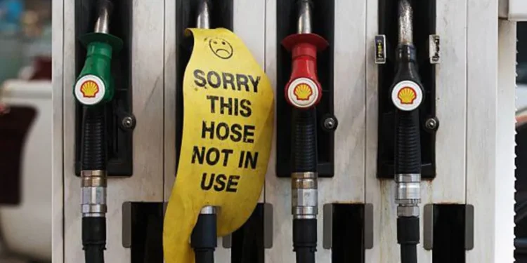 PM reassures Australians over fuel supply amid panic buying crisis