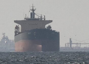 Reeves to Join Emergency G7 Meeting as Oil Hits $116