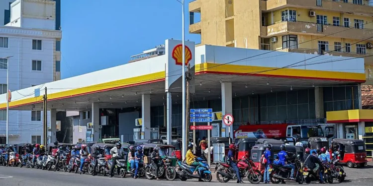 Sri Lanka declares Wednesdays off to conserve fuel