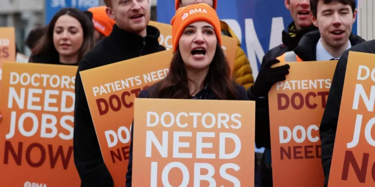 Starmer 48-Hour Deadline Doctors Strike NHS Training Posts 2026