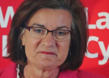 Welsh Labour Pledges Income Tax Freeze at Manifesto Launch