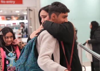 boy 12 home after Middle East stranded