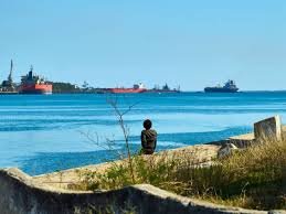 Trump Softens Cuba Oil Stance as Russian Tanker Nears