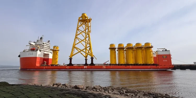 wind farm parts docks in Leith