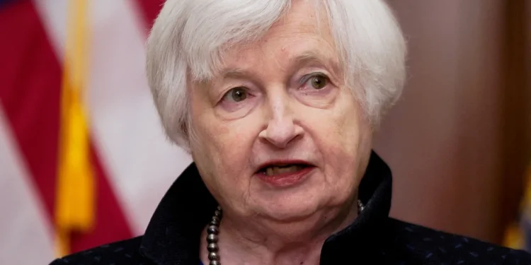 Trump Rate Cuts Risk 'Banana Republic' Status, Says Yellen