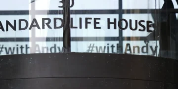 Aegon Sells Historic UK Arm to Standard Life for £2bn