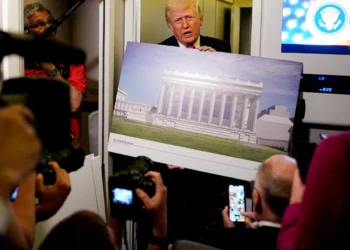 US Judge Halts Trump’s $400m White House Ballroom