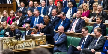 Starmer Survives Mandelson Rebellion