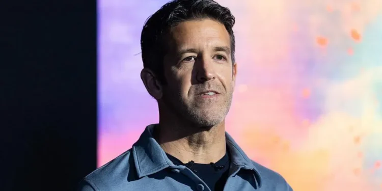 Apple Names John Ternus CEO to Replace Tim Cook in September