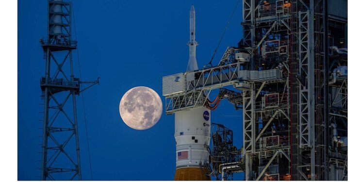 Artemis II Lunar Flyby Summary: 5 Key Moments in 90 Seconds