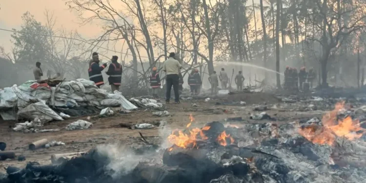 India fireworks factory explosion