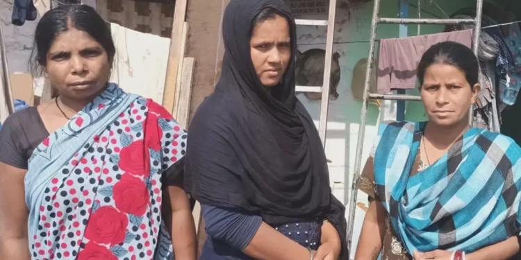 Indian Migrant Workers Leave Cities Due to 2026 LPG Shortage