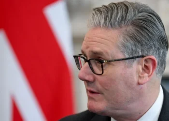 Starmer Faces Commons Over Mandelson Scandal