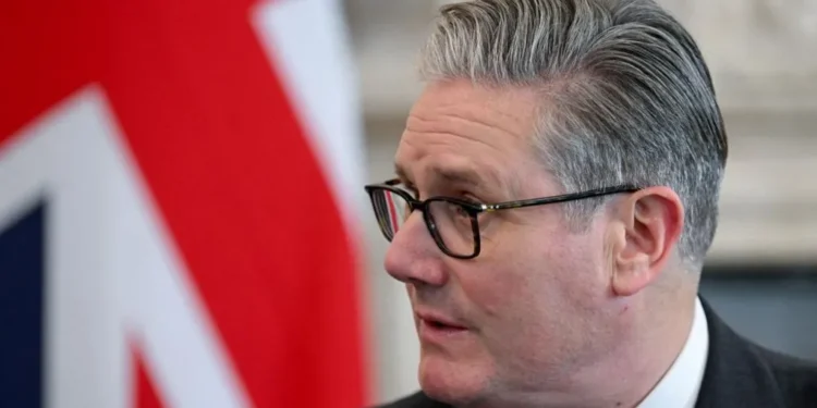 Starmer Faces Commons Over Mandelson Scandal