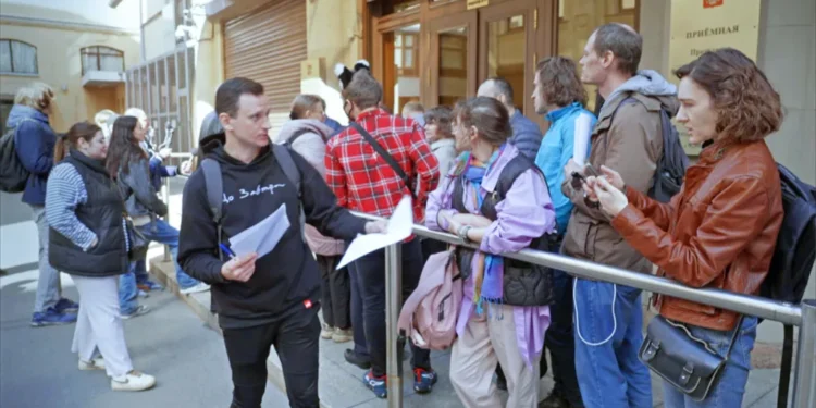 Steve Rosenberg Kremlin internet 2026