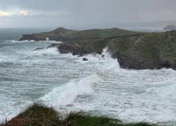 Storm Dave Hits UK Road and Rail Travel as Conditions Ease