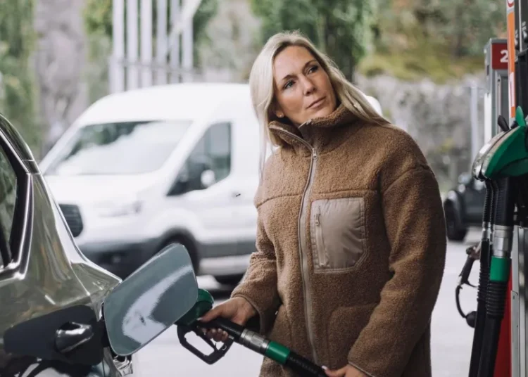 UK Fuel Prices April 2026: Diesel Hits 190p Amid Iran War Crisis