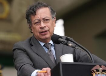 Capitalism ‘Suicidal’, Warns Petro at Climate Summit