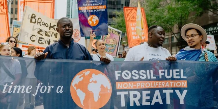 Coalition pushes fossil fuel phaseout plan