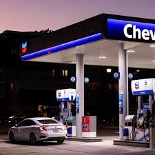 Global Oil Prices Surge Amid Renewed Gulf Tensions