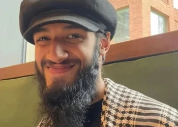 London Prisoner Forced to Crawl Due to Lack of Care