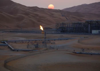 Aramco Surges as East-West Pipeline Counters Gulf Tensions