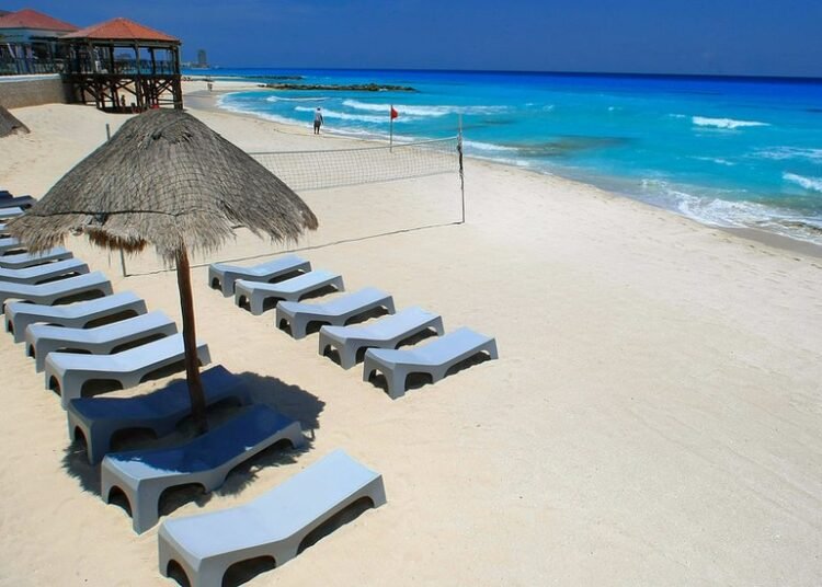 Tourist Beaches Plagued by Sophisticated Payment Scams