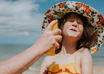 How does sunscreen work and how much do you need to use 2026