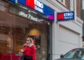 Investors Urged to Reject Metro Bank Executive Pay Report