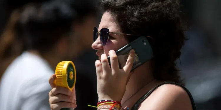 What does hot weather do to the body 2026