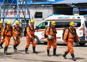 China mine blast death toll rises to 90