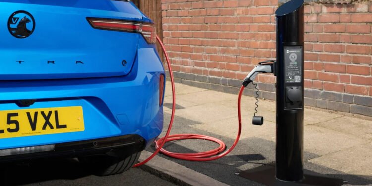 UK rejects EV charging VAT cut amid Treasury clash