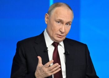 Discontent grows around Putin amid war strain