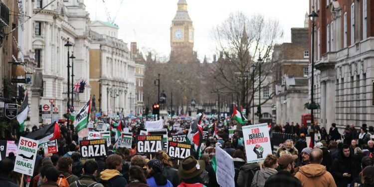 UK may ban protests amid rising antisemitism fears