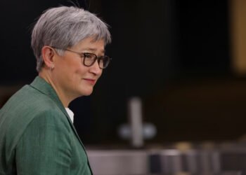 Australia pushes Pacific security pact amid China tension