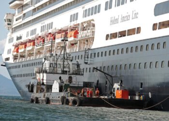 hantavirus cruise ship Canary Islands May 2026