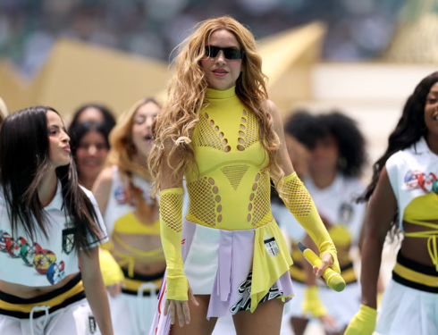 Headline: Mexico World Cup Ceremony Shines Bright