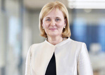 BP Stands Firm on Amanda Blanc Amid Boardroom Storm
