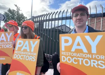 resident doctors strike over pay