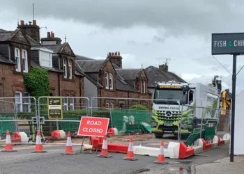sinkhole affects local business