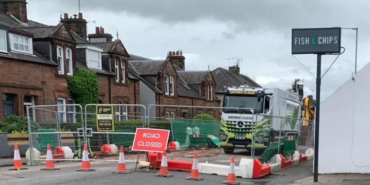sinkhole affects local business
