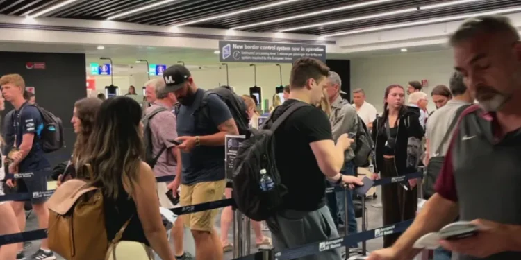 EU Entry Exit System passport control
