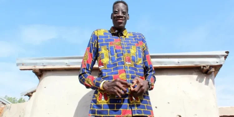 Ghana tallest man dies