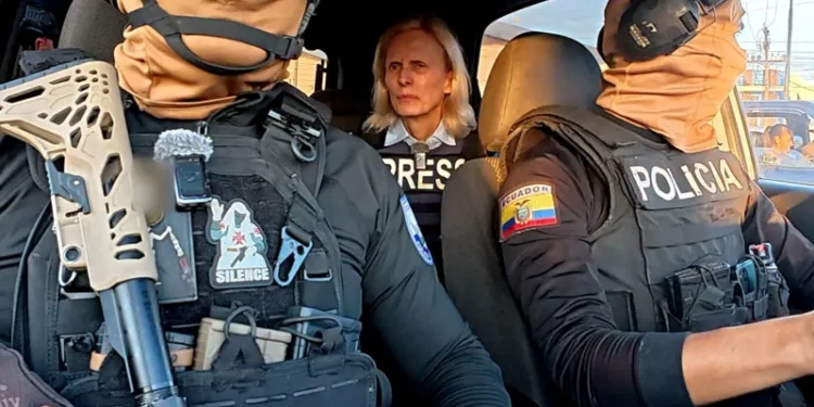 Ecuador drugs war police gangs