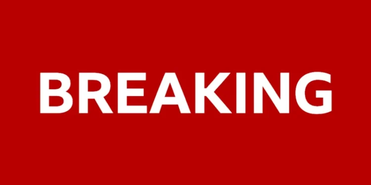 Japan shopping centre earthquake trapped people