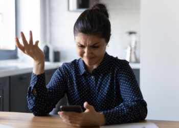 UK Mobile Connectivity Trails Global Peers